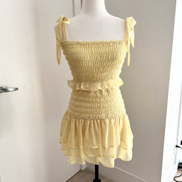 💕2Pc Set💕Fashion Nova Smocked Mini Skirt Set | Small | Yellow - Picture 8 of 9